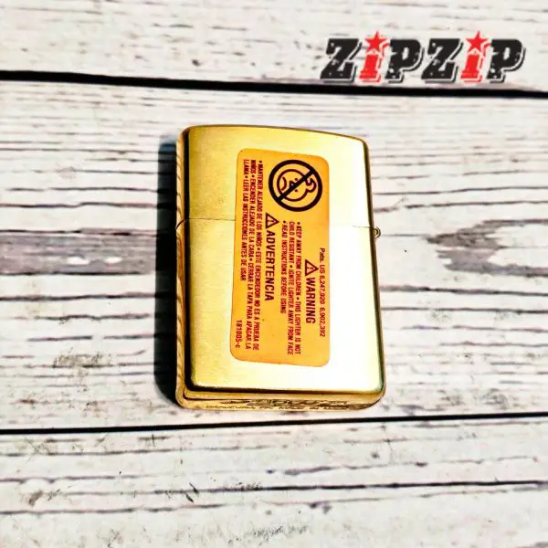 Zippo Mỹ Chính Hãng Amor Brass Khắc Nổi 3D Chủ Đề Bé iu - Ảnh 3