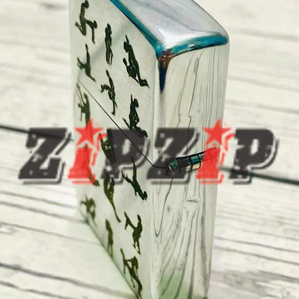 Zippo Mỹ Chính Hãng Khắc Bí Kiếp Cửu Âm Chân Kinh 2 Mặt Hình - Ảnh 3