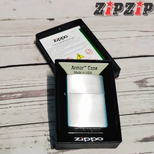 Zippo Brushed Chrome Mỹ Chính Hãng