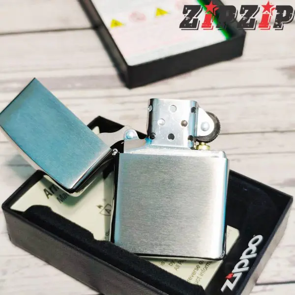 Zippo Brushed Chrome Mỹ Chính Hãng - Ảnh 6