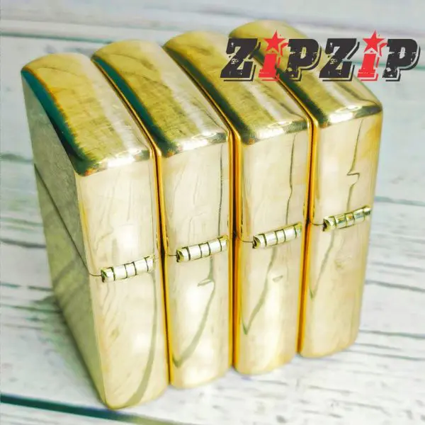 Vỏ Zippo Amor Brushed Brass Mỹ Chính Hãng (Chỉ Vỏ Không Kèm Ruột) - Ảnh 3